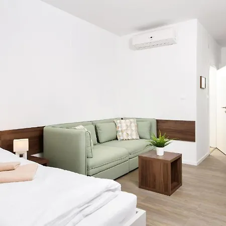 Guest house Arenaostrov Trencin
